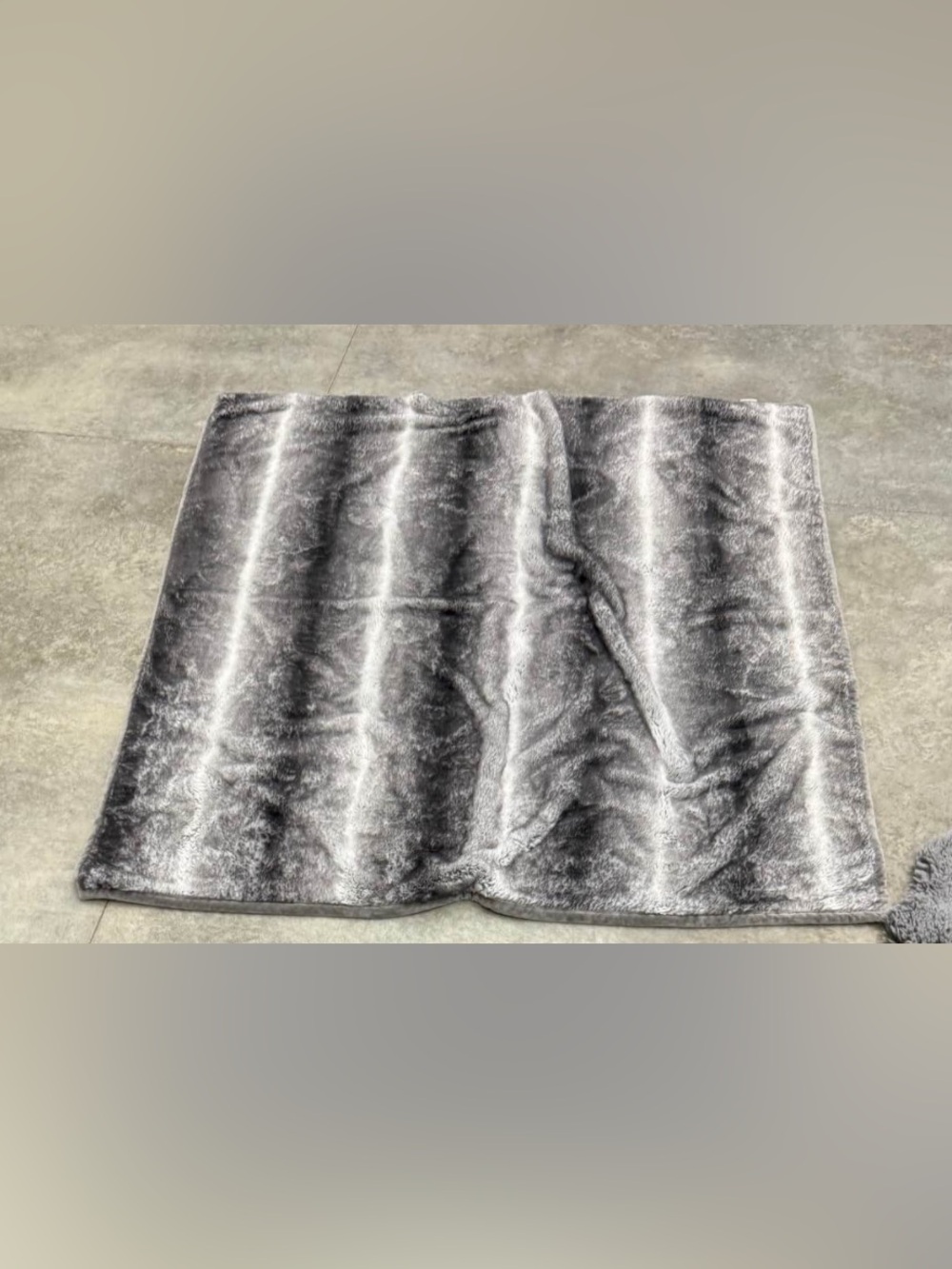 Mon Chateau Faux Fur Blanket